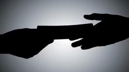 bribe_b5048cc03d5ccc5332e53a243407c7f7-1