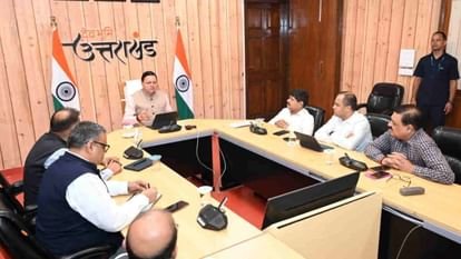 cm-dhami-uttarakhand-meeting_c6261a27d384ebec3080733788a869c8-1